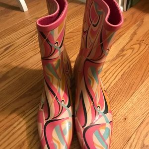 GMA NY rain boots.
